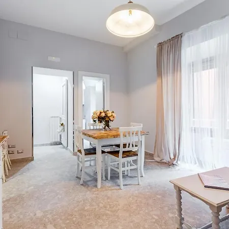 Trevi Fountain - Shabby - Romedreamhome 罗马